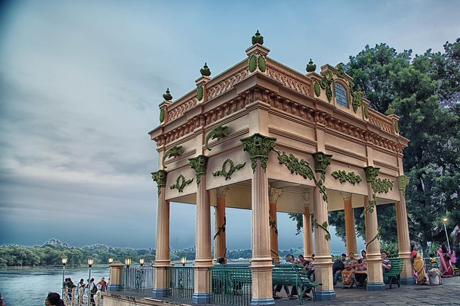 Kolkata For French Travelers